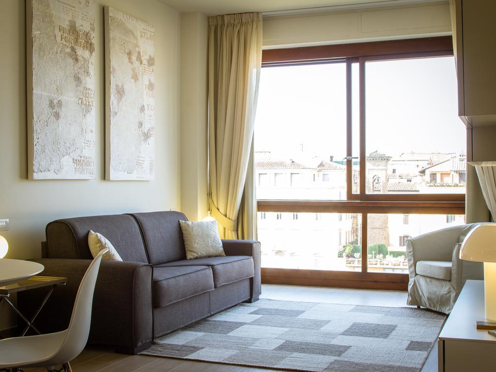 Apartments Florence - Ponte Vecchio Exclusive エクステリア 写真
